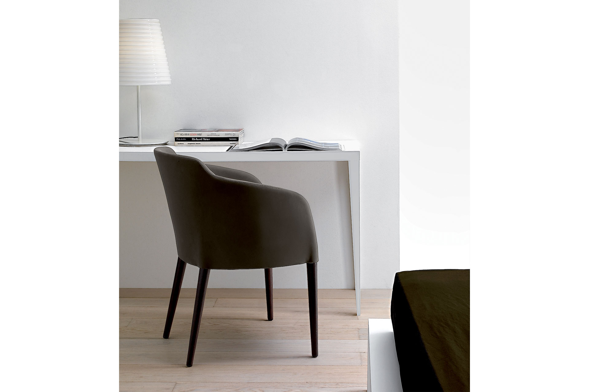 SS034-BREAKOUTCHAIR-7